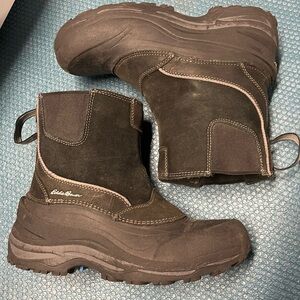 Eddie Bauer men’s 9 boots